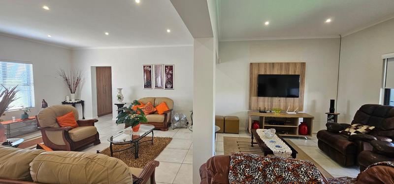 3 Bedroom Property for Sale in Country Club Western Cape